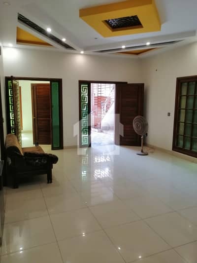 House Of 240 Square Yards Available In Gulshan-e-Iqbal - Block 2 House Of 240 Square Yards Available In Gulshan-e-Iqbal - Block 2