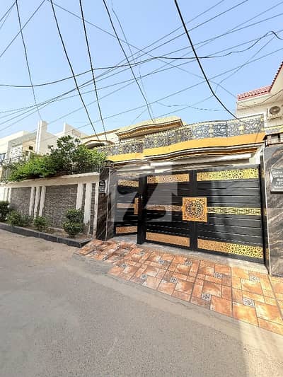 ایم ڈی اے چوک ملتان میں 5 کمروں کا 13 مرلہ مکان 3.8 کروڑ میں برائے فروخت۔