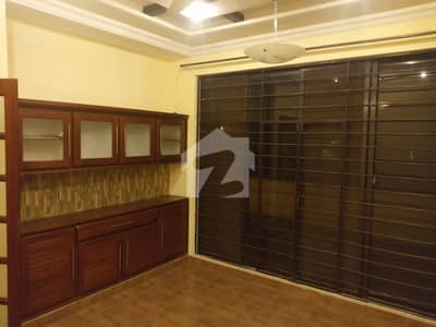ای ۔ 11/3 ای ۔ 11,اسلام آباد میں 6 کمروں کا 1 کنال مکان 14.5 کروڑ میں برائے فروخت۔