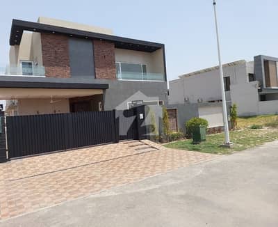 1kanal elegant designer bungalow phase 7