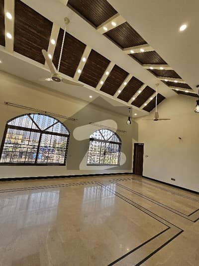 40x80 14 Marla Like A Brand New Luxury Tile Flooring House Prime Location For Rent In G-13/1