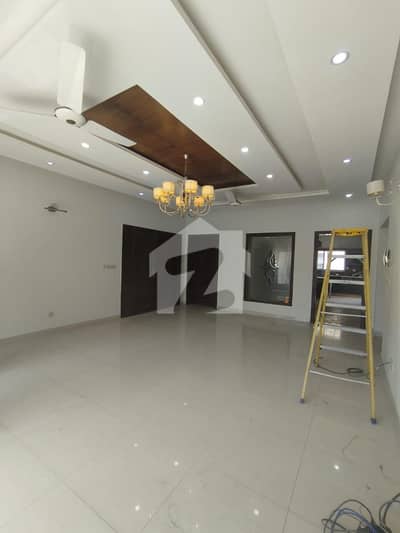 2 Kanal Upper Portion Lower Lock For Rent