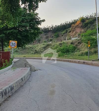 Bahria Hamlets Premium 11 Marla Corner Plot