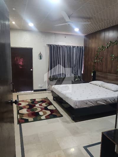 Fully furnished spacious room available for rent