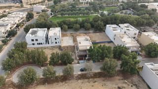 272 Sq Yard Plot On Street 27 In Precinct-1 Overseas Block Near Park | Ideal For Residence Or Investment. Call Now!