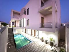 Custom Built Having The Comforts Of A Modern Life Style 1000 Yards Bungalow For Sale In Dha Phase 8 Karachi