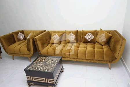 Flat Of 850 Square Feet Is Available For sale In Bahria Town - Sector E, Lahore
