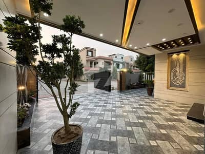 10 Marla Luxury House For Sale n Block-KK DHA Phase 4 Lahore.