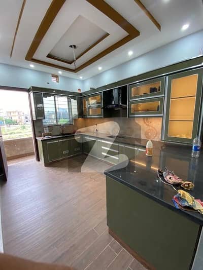 10 Marla Portion Available For Rent Family Ka Ly