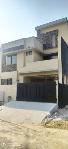 Double Unit House Is Available For Rent