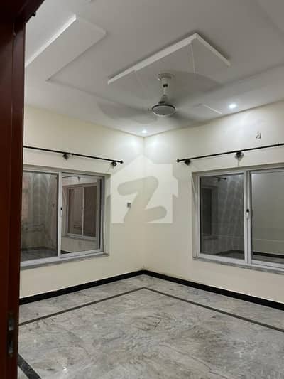 Saperate Upper Portion With Gas Available For Rent In Banigala