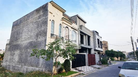 Prime Location 5 Marla Spacious House Available In Al Hafeez Garden - Phase 5 For sale