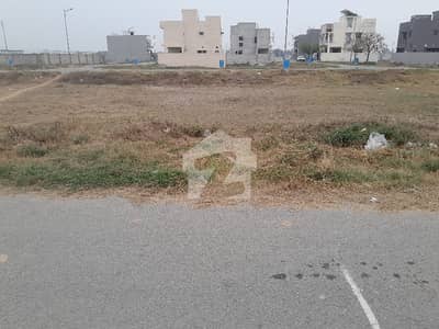 ڈی ایچ اے 9 ٹاؤن - بلاک ای ڈی ایچ اے 9 ٹاؤن,ڈی ایچ اے ڈیفینس,لاہور میں 5 مرلہ رہائشی پلاٹ 1.15 کروڑ میں برائے فروخت۔ ڈی ایچ اے 9 ٹاؤن - بلاک ای ڈی ایچ اے 9 ٹاؤن,ڈی ایچ اے ڈیفینس,لاہور میں 5 مرلہ رہائشی پلاٹ 1.15 کروڑ میں برائے فروخت۔
