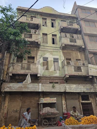 صدر ٹاؤن کراچی میں 6 کمروں کا 12 مرلہ عمارت 22.0 کروڑ میں برائے فروخت۔