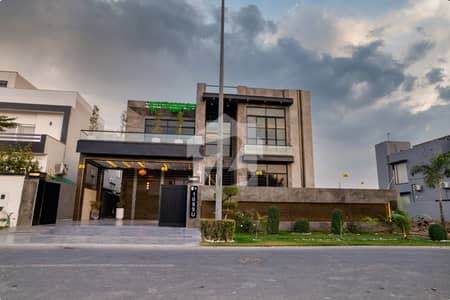 1 KANAL ELEGANT AND SEMI FURNISHED SUPER HOT LOCATED BUNGALOW IS AVAILABLE IN THE BEST BLOCK OF DHA LAHORE.