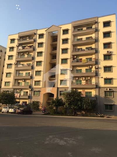 10 MARLA 3 BEDROOM APARTMENT AVAILABLE FOR SALE 10 MARLA 3 BEDROOM APARTMENT AVAILABLE FOR SALE
