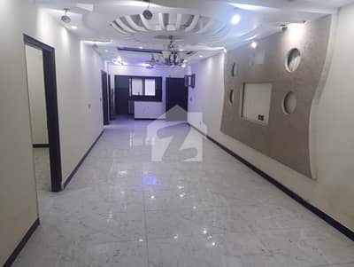 ڈی ایچ اے فیز 5 ڈی ایچ اے ڈیفینس,کراچی میں 4 کمروں کا 9 مرلہ فلیٹ 2.65 کروڑ میں برائے فروخت۔