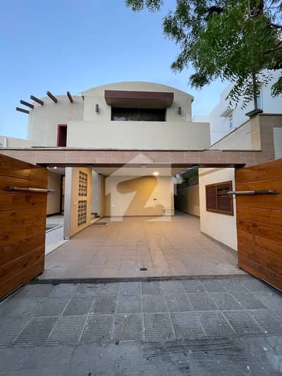 500 Sq. Yards Proper 2 Unit Bungalow for Sale in DHA Phase 8 Zone A | Zulfiqar Street