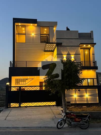 7 Marla 30x60 Moderen elevation Double unit House For sale FMC Islamabad