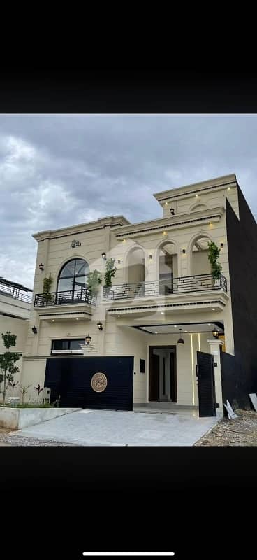 7 Marla 30x60 Moderen Double unit House for sale E Block B 17 Islamabad