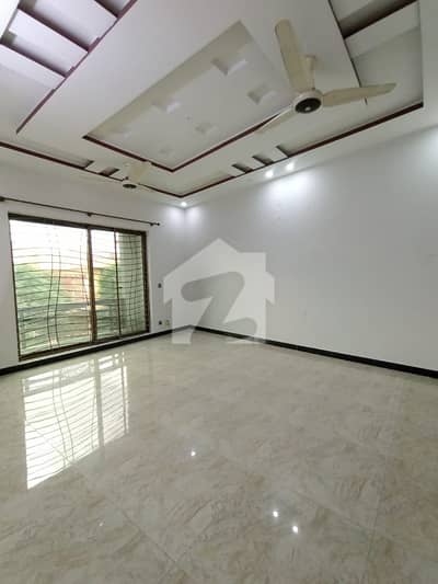 Affordable Upper Portion In Media Town Affordable Upper Portion In Media Town