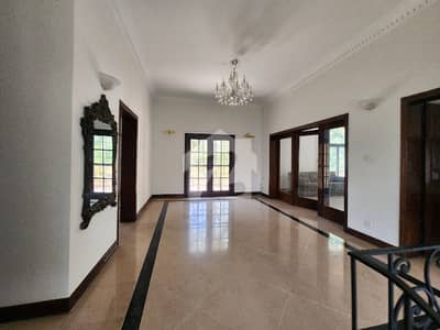 Full Furnished Luxury 4 Bedroom House For Rent