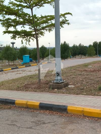 Plot Available For Sale In DHA Phase 7