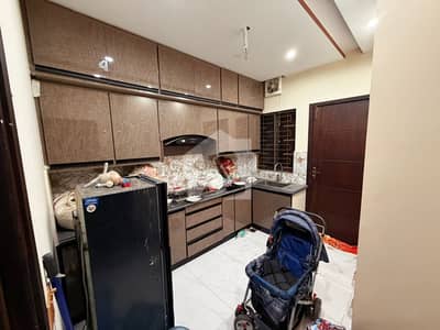 5 MARLA SPANISH Portion FOR RENT