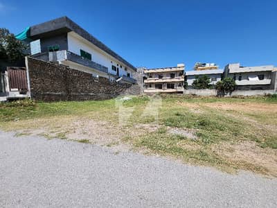 One Kanal Plot Available For Sale In Soan Garden Block D