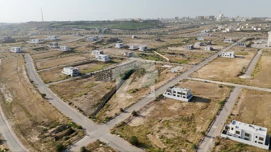 500 Sq Yd Boulevard Category LEVEL Plot in Precinct-17, Just 3 Mins Drive from Main Gate Entrance Near Jinnah Avenue, Close to Theme Park | Ideal for Residence or Investment. Call Now! 500 Sq Yd Boulevard Category LEVEL Plot in Precinct-17, Just 3 Mins Drive from Main Gate Entrance Near Jinnah Avenue, Close to Theme Park | Ideal for Residence or Investment. Call Now!