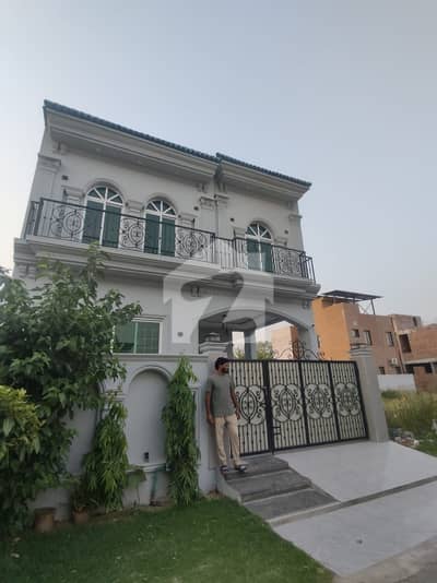 ڈی ایچ اے 9 ٹاؤن ڈیفنس (ڈی ایچ اے),لاہور میں 4 کمروں کا 5 مرلہ مکان 1.15 لاکھ میں کرایہ پر دستیاب ہے۔ ڈی ایچ اے 9 ٹاؤن ڈیفنس (ڈی ایچ اے),لاہور میں 4 کمروں کا 5 مرلہ مکان 1.15 لاکھ میں کرایہ پر دستیاب ہے۔
