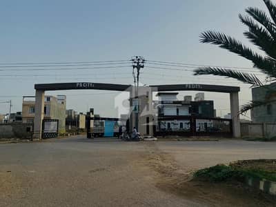 سیکٹر 31 ۔ پنجابی سوداگر سٹی فیز 2 سکیم 33 - سیکٹر 31,سکیم 33,کراچی میں 9 کمروں کا 8 مرلہ مکان 4.5 کروڑ میں برائے فروخت۔