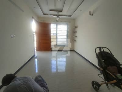 9 Marla Upper Portion For Rent In G14