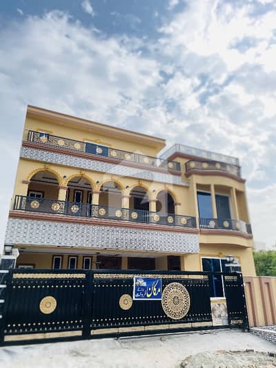 پی ڈبلیو ڈی ہاؤسنگ سکیم اسلام آباد میں 6 کمروں کا 12 مرلہ مکان 6.5 کروڑ میں برائے فروخت۔