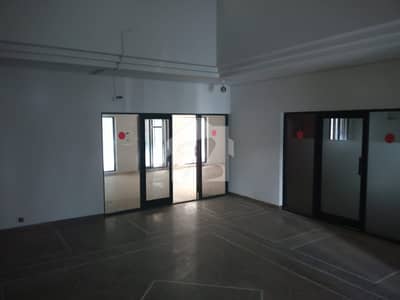 کلفٹن ۔ بلاک 2 کلفٹن,کراچی میں 5 کمروں کا 2 کنال مکان 22.0 کروڑ میں برائے فروخت۔