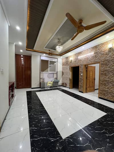 10 Marla Luxury House for Sale in Hayatabad Phase 6, Sector F2 Peshawar