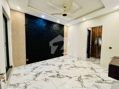 10 MARLA FULL HOUSE FOR SALE AT IDEAL LOCATION IN LAKE CITY SECTOR-M 2A. 10 MARLA FULL HOUSE FOR SALE AT IDEAL LOCATION IN LAKE CITY SECTOR-M 2A.