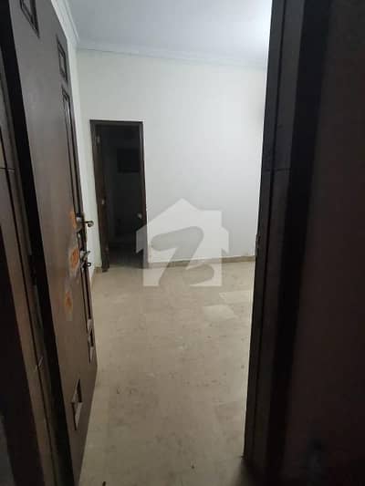 Room For Rent In F11 Markaz Safa Heights