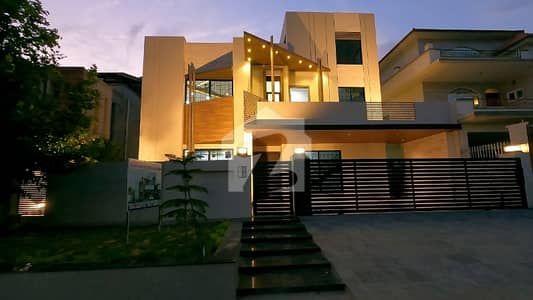 VERY NICE HOUSE FOR SALE
