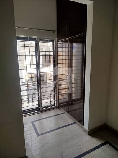 7 Marla Upper Portion For Rent
