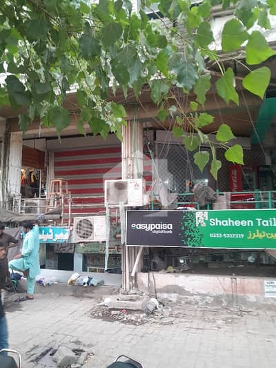 جی ۔ 11 مرکز جی ۔ 11,اسلام آباد میں 2 مرلہ Studio دکان 4.5 کروڑ میں برائے فروخت۔