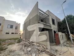 3Bed DDL 125sq Yard Villa FOR SALE At ALI BLOCK All Amenities Nearby Including MOSQUE, General Store & Parks
