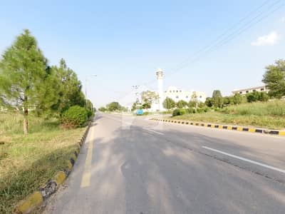 انجنیئرز کوآپریٹو ہاؤسنگ - بلاک ڈی انجنیئرز کوآپریٹو ہاؤسنگ,ڈی ۔ 18,اسلام آباد میں 1 کنال رہائشی پلاٹ 1.45 کروڑ میں برائے فروخت۔ انجنیئرز کوآپریٹو ہاؤسنگ - بلاک ڈی انجنیئرز کوآپریٹو ہاؤسنگ,ڈی ۔ 18,اسلام آباد میں 1 کنال رہائشی پلاٹ 1.45 کروڑ میں برائے فروخت۔