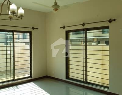 427 Square Yards House In Askari 5 - Sector H Is Available