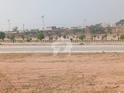 street 24 plot 25 all dues clear with construction leter   near to bognvilla gate