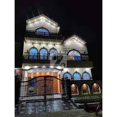 جی ۔ 14/3 جی ۔ 14,اسلام آباد میں 5 کمروں کا 7 مرلہ مکان 5.95 کروڑ میں برائے فروخت۔