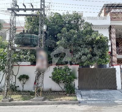 House Sized 10 Marla Is Available For sale In Marghzar Officers Colony