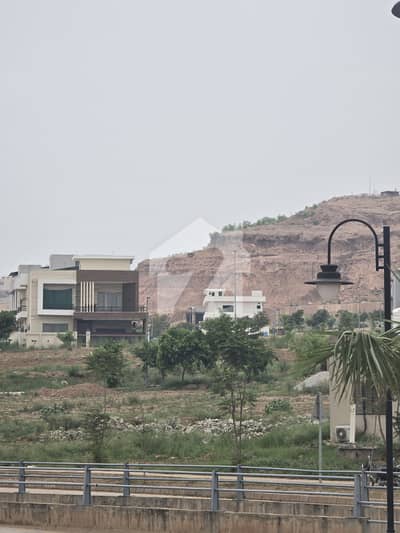 بحریہ ٹاؤن فیز 8 ۔ بلاک این بحریہ ٹاؤن فیز 8,بحریہ ٹاؤن راولپنڈی,راولپنڈی میں 5 مرلہ رہائشی پلاٹ 35.0 لاکھ میں برائے فروخت۔