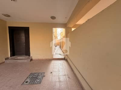 Modern 8 Marla Single Unit House | 3 Bed | 2 Terraces | DHA Valley Islamabad Modern 8 Marla Single Unit House | 3 Bed | 2 Terraces | DHA Valley Islamabad