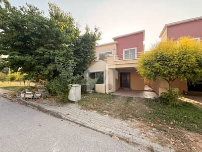 Luxury 8 Marla House For Sale Double Storey, 2 Terraces, Servant Quarter